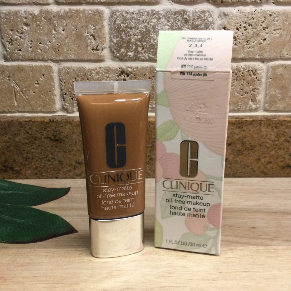 New Clinique Stay Matte Oil Free Makeup - WN114 Golden